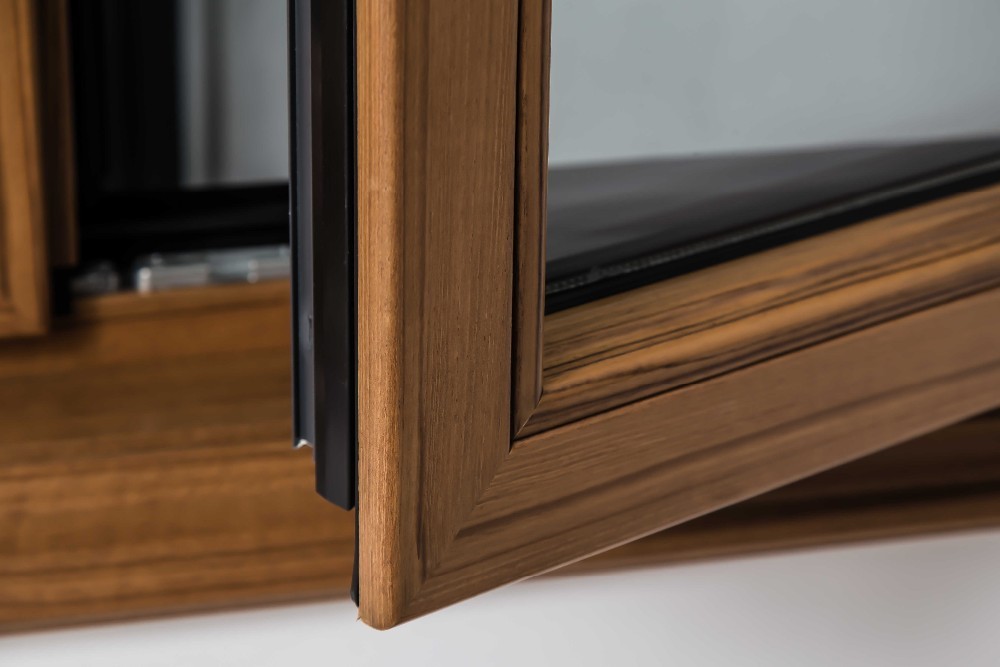 Aluminium Clad Timber Combination Window Corner Joint 