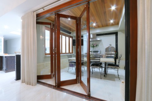 Factory Aluminium Clad Timber Folding Door, Europeam Style, Save Energy, Heat Insluation, Soundproof, For Villa