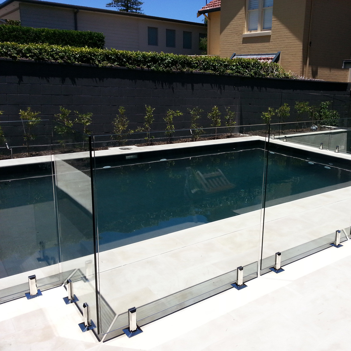 glass pool fencing