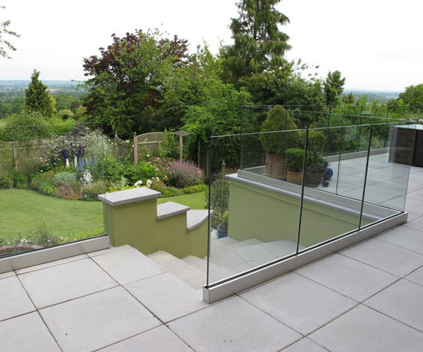 Aluminum U Channel Glass Balustrades