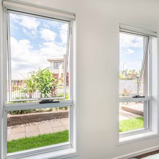 Chain Winder Awning Windows