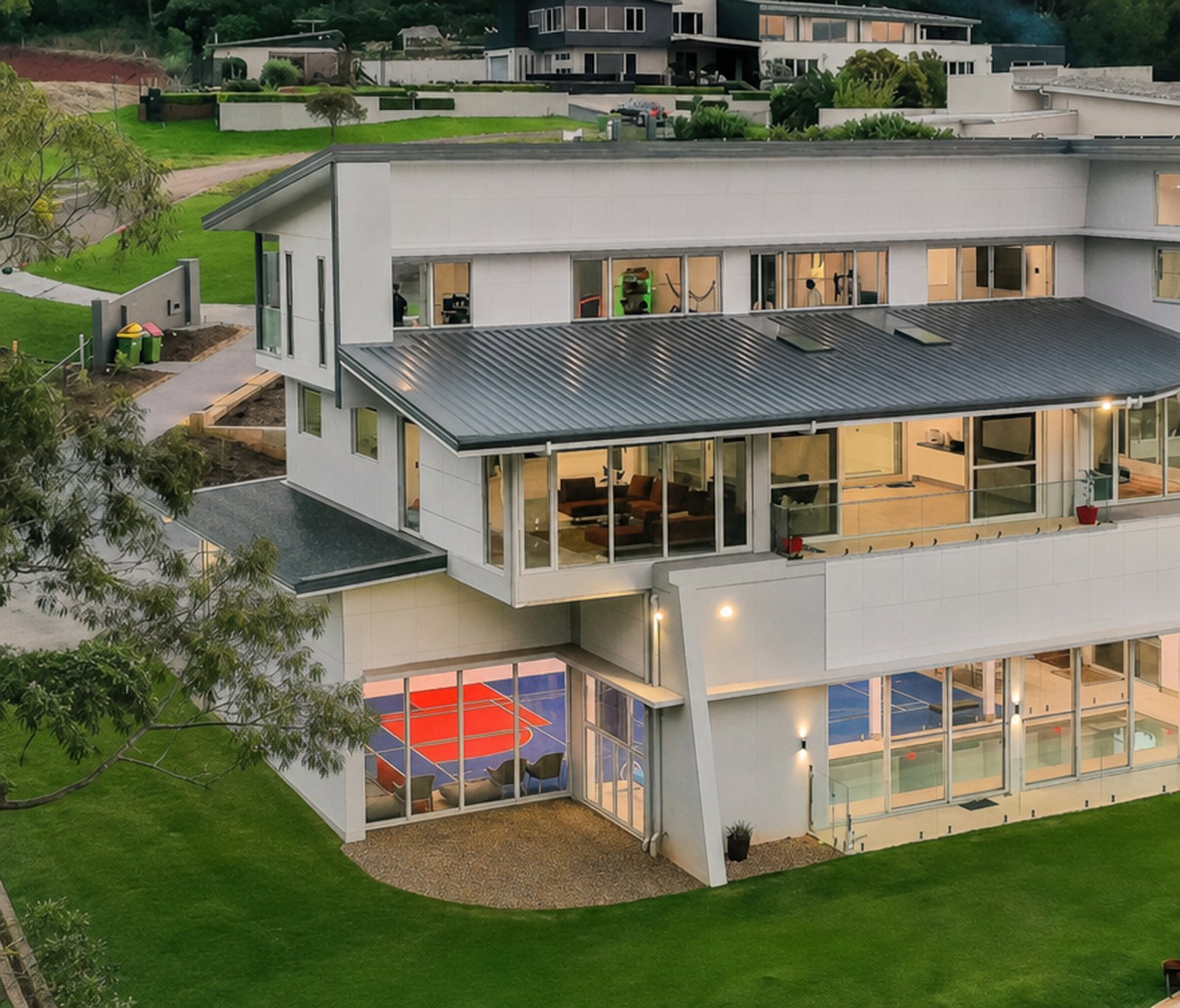 Coastal home project fitted with aluminium windows
