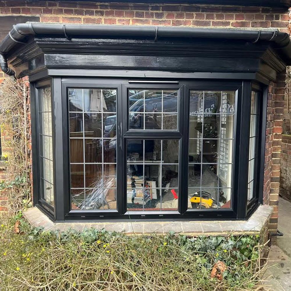 Top 5 Bay and Bow Window Manufacturers for Feature Elevations