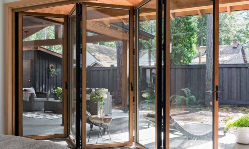 The Benefits of Sliding Doors