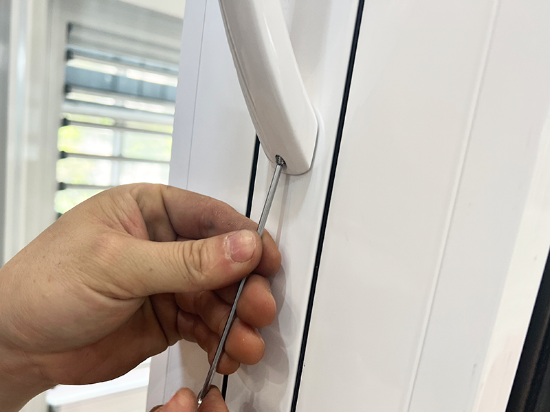 folding door hardware system