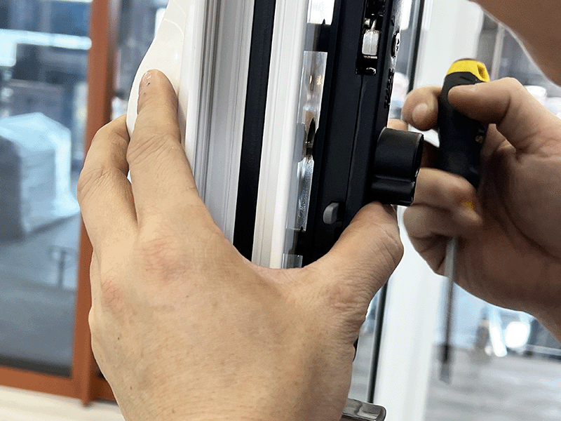 door lock handle installation