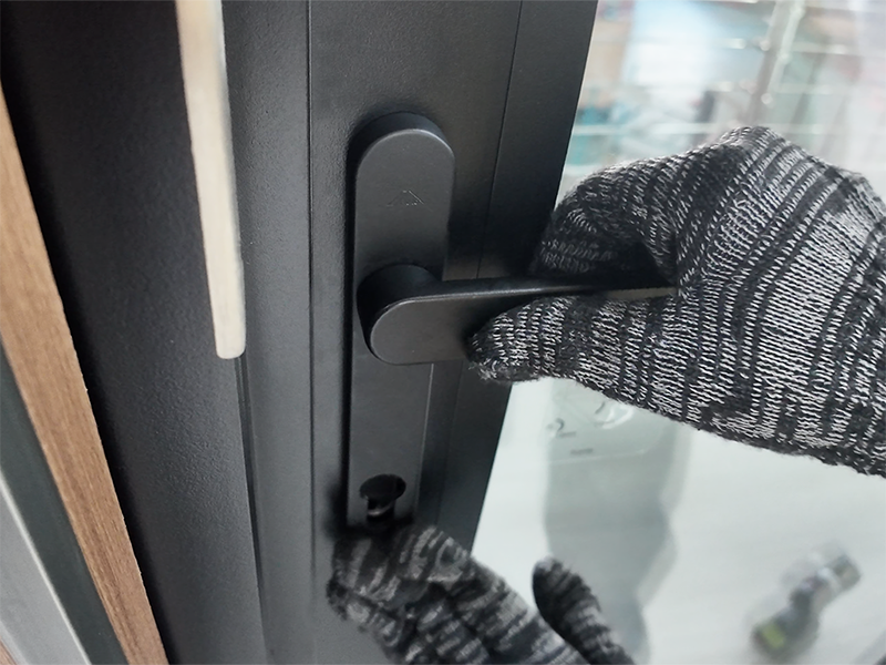 how to install a door handle step by step