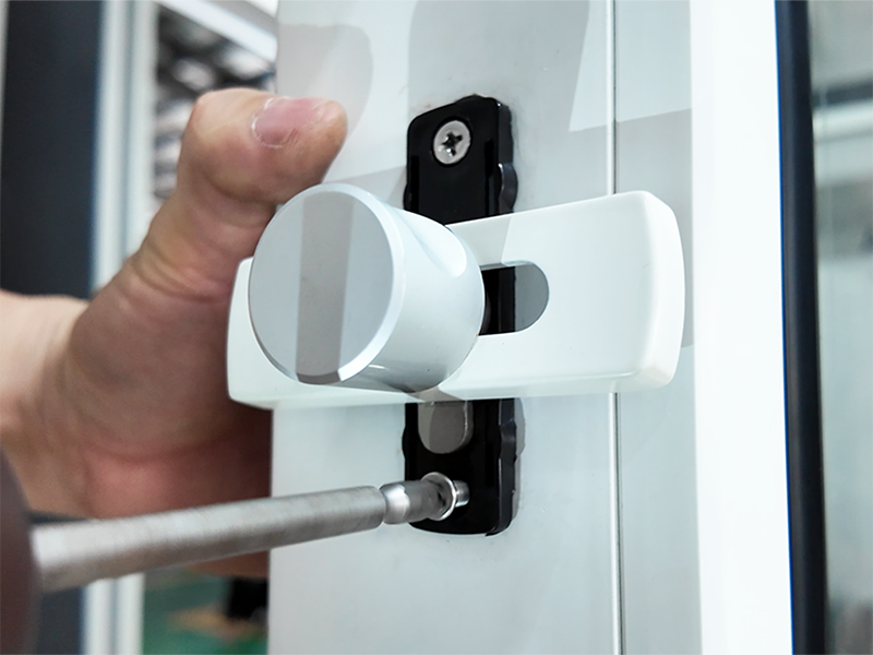 how to install a door handle step by step