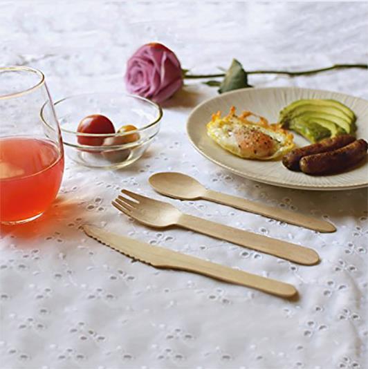 A Guide to Buying Disposable Wooden Cutlery for Dining