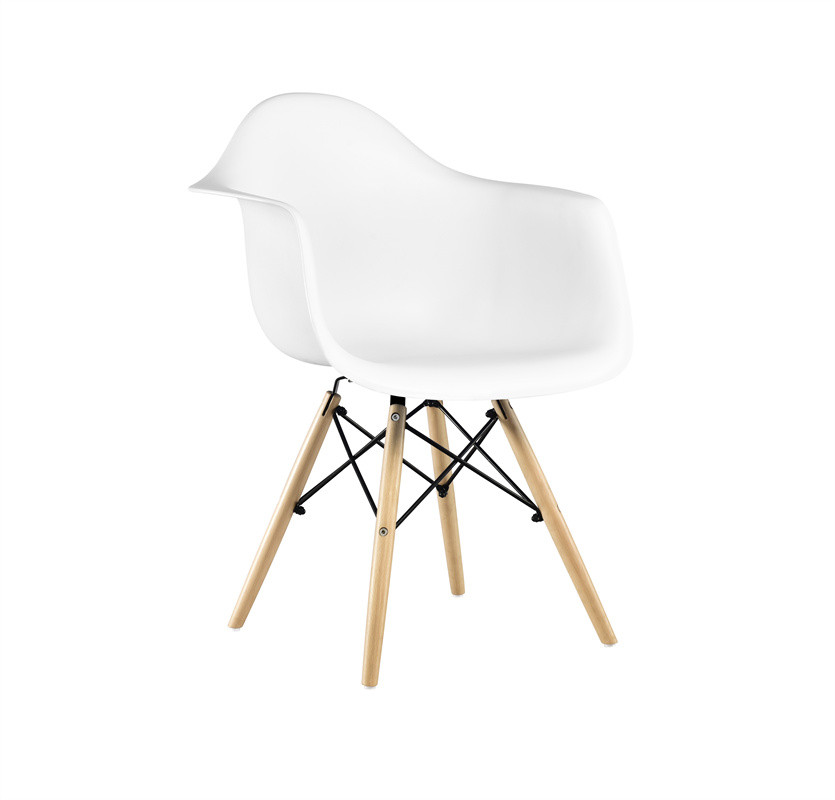 black pp chair