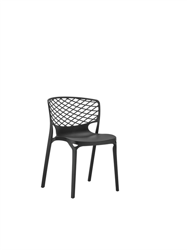 black pp chair