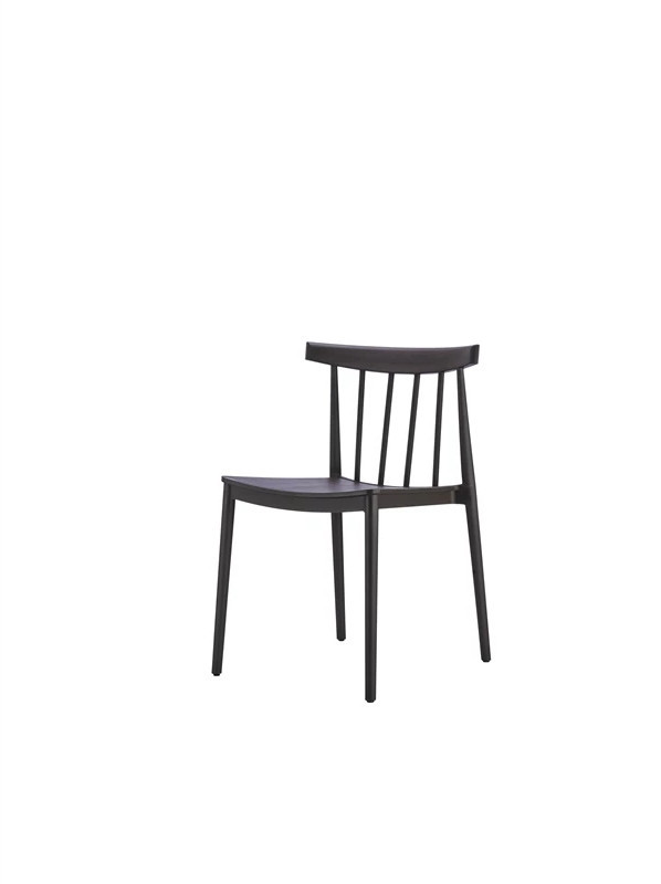 black PP chair 