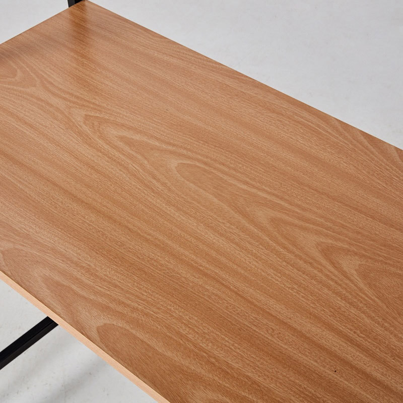 surface of the computer desk