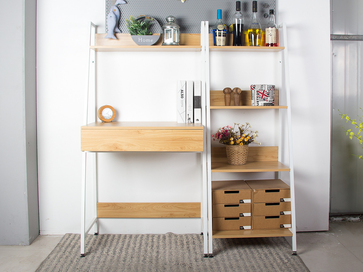 White computer desk whit ladder shelf 