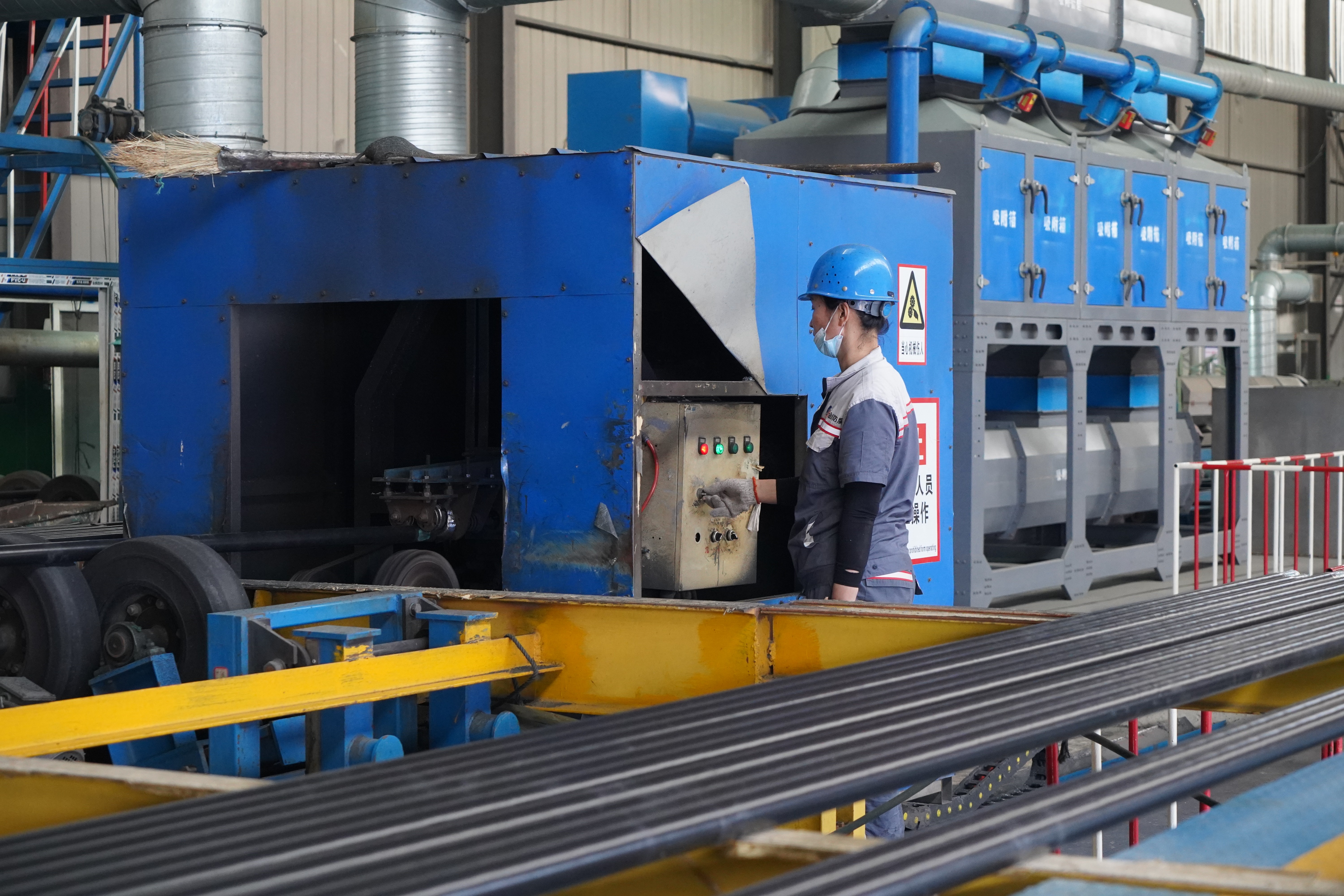 Sand blasting for rust removal