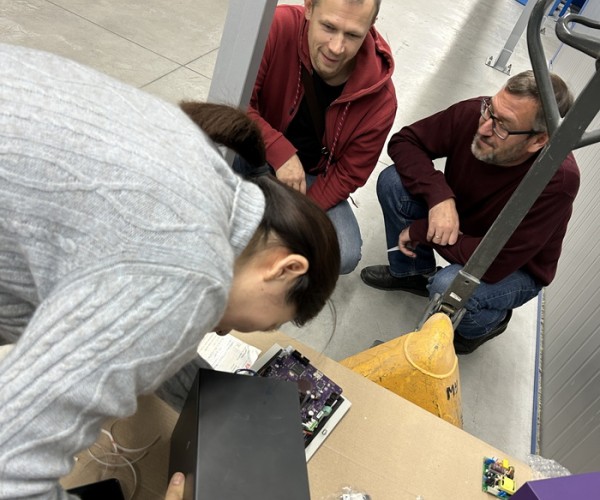 Powder coating machine and guns installation adjust and maintenance for Russian clients