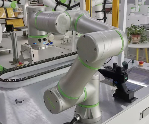 We are developing robotd for powder coating