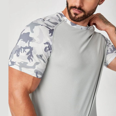 Wholesale Men's Camo Print Raglan Sleeve Sports Tee