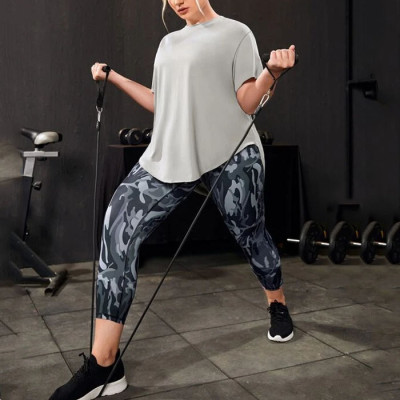 OEM Wholesale Plus Lightweight High Stretch Sports Tee & Camo Print Sports Leggings