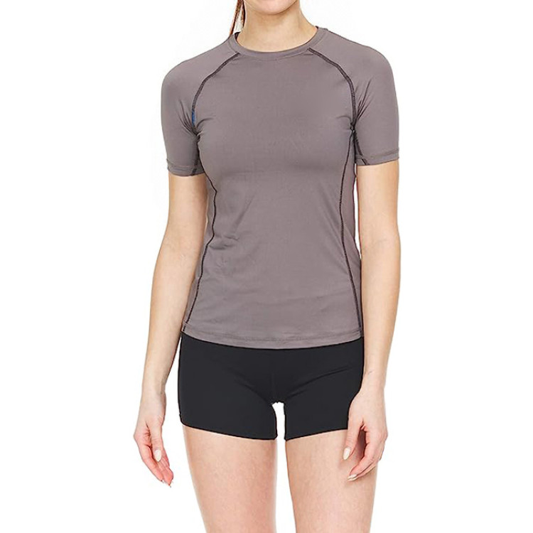Achieve Peak Performance with Wholesale Women's Cool Dry Tops for Athletic Workouts and Running