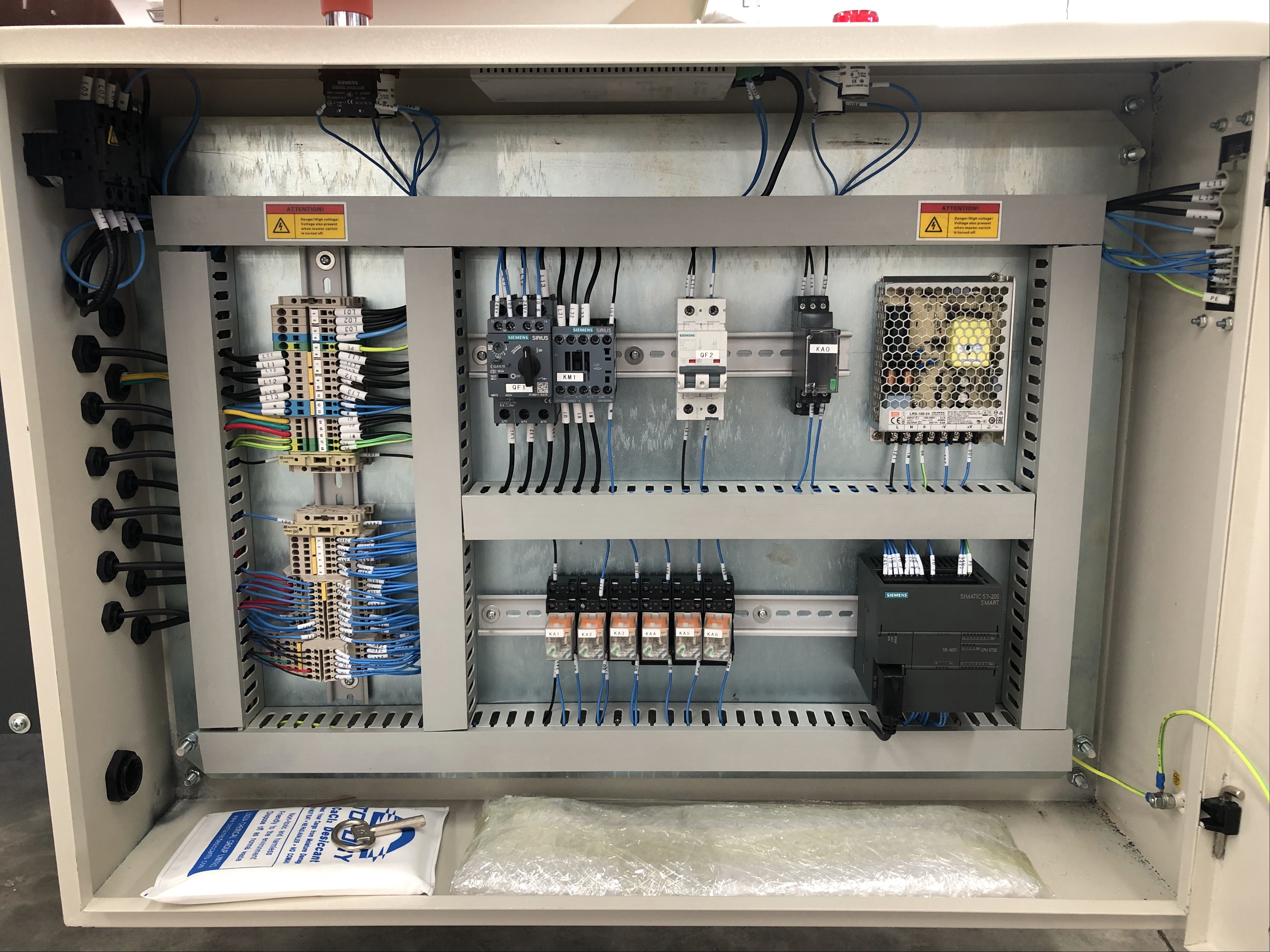 Intelligent PLC control system