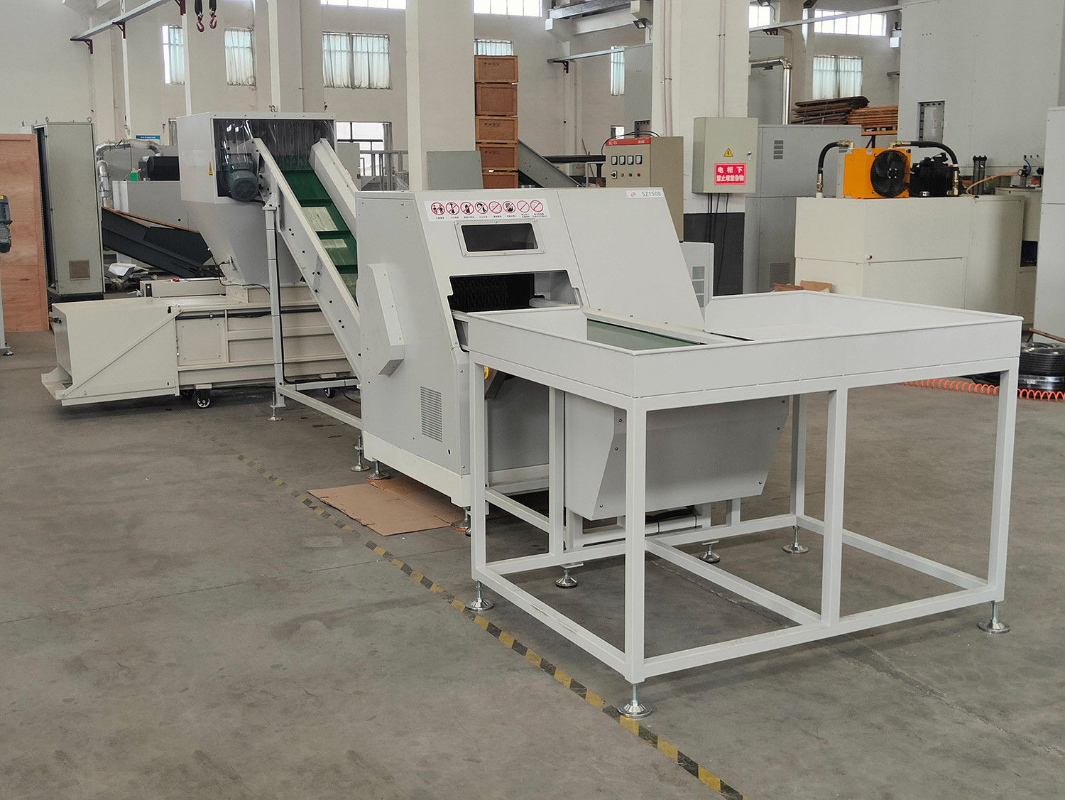 Machine industrielle de déchiquetage et de mise en balles de papier pour  livres de documents à double arbre | Destructeurs de papier industriels, image size:1500x1126