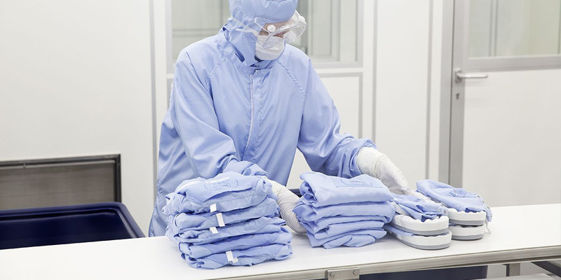 Pulse Vacuum Steam Sterilizer garments