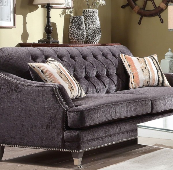 Comment nettoyer correctement les tissus de canapé en chenille ?