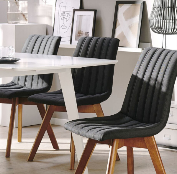 ¿Cómo limpiar y mantener las sillas de comedor de tela?