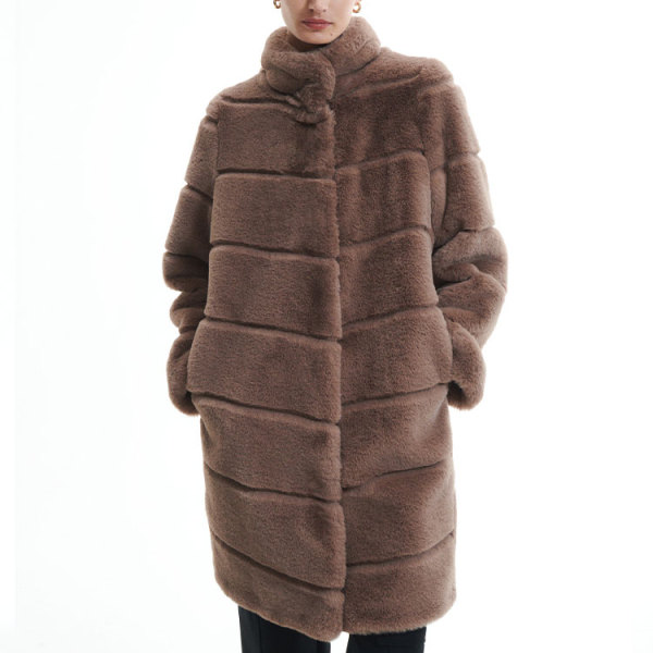 New arrival winter wholesale women coats customized casual faux fur women long overcoats