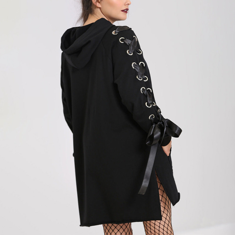 Long-sleeved crew neck relaxed dress