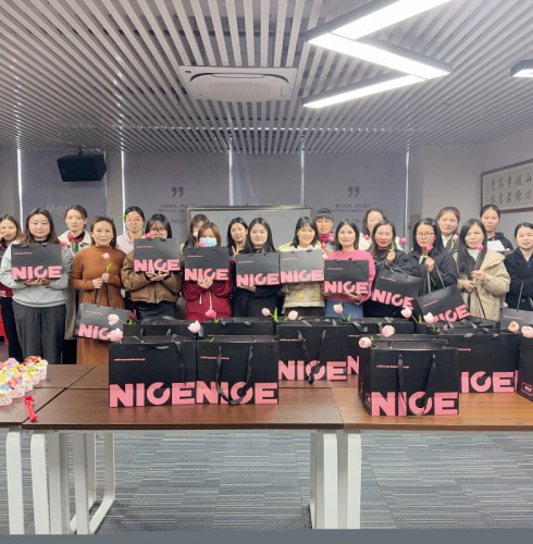 Metro's Special Blessings —— International Women's Day