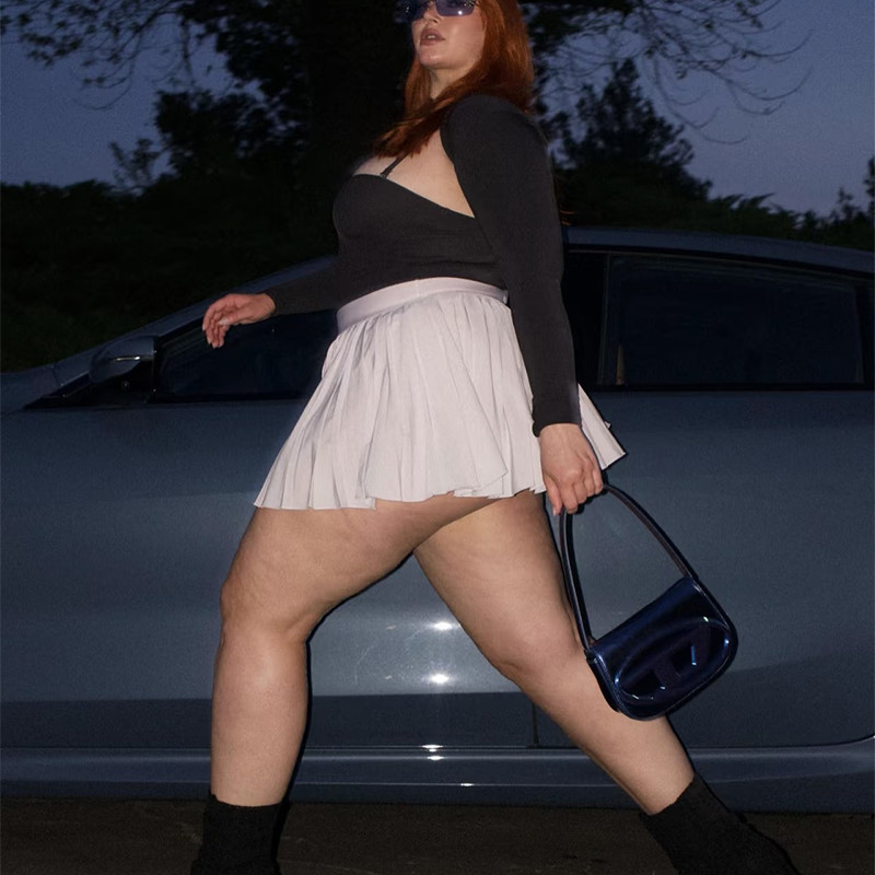 What Size Is a Plus Size for a Woman?