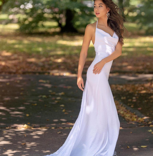 A Guide to Choosing the Best Party Dress