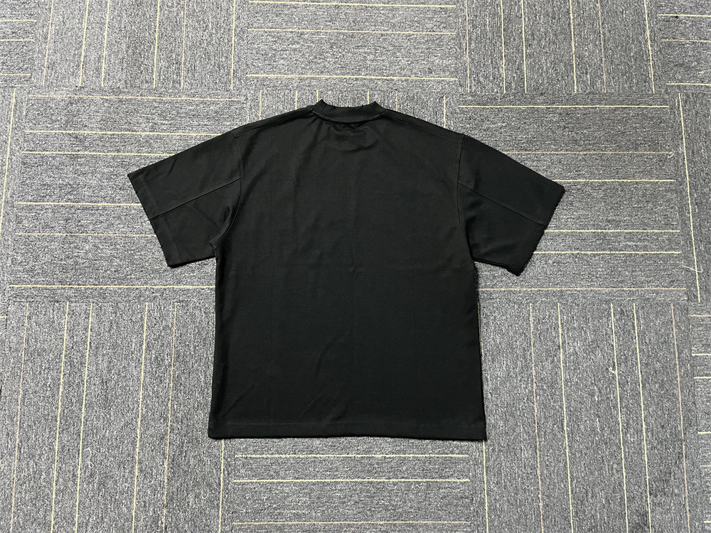 Camiseta con cuentas de perla para hombre