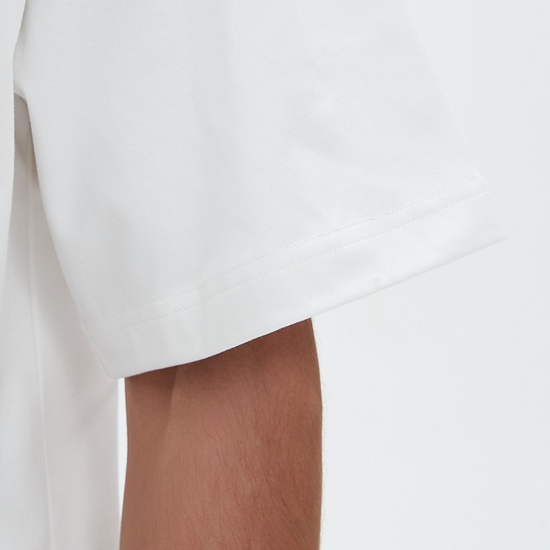 Sleeve