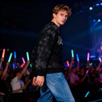 Men's Colorful Rhinestone Sweatshirt | 100% Cotton | Spray + Rhinestone + Applique | OEM Streetwear