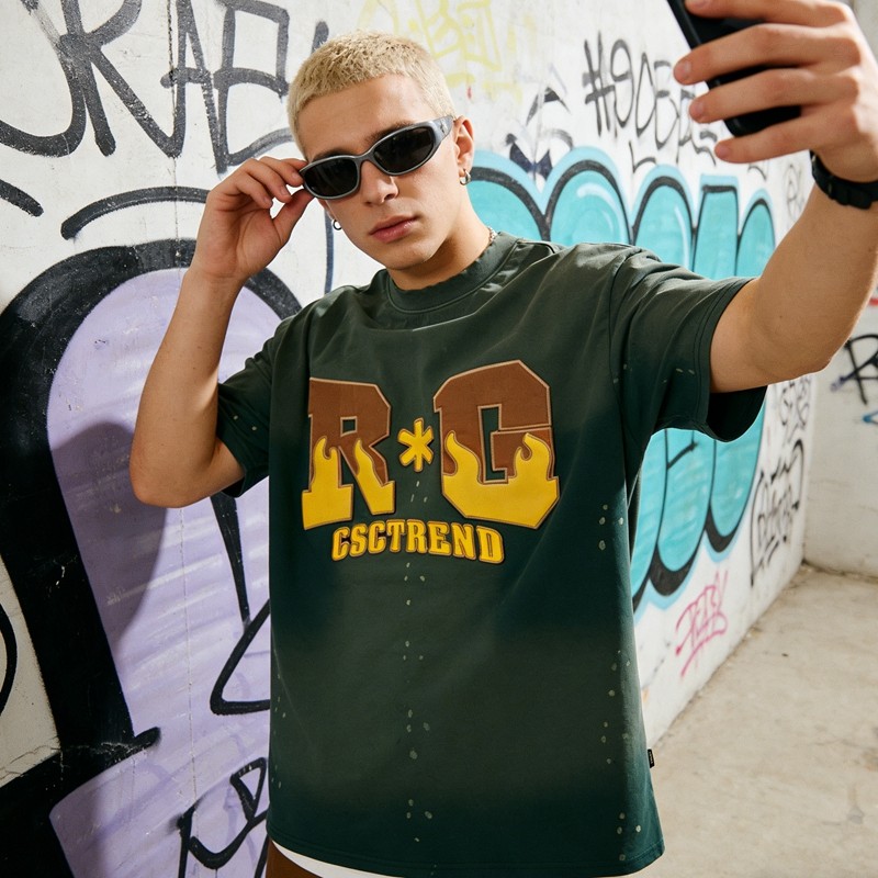 Sun Faded Splatter Paint Puff Print T-shirt