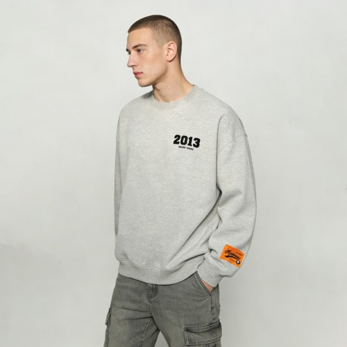 Men's Towel Embroidery Crew Neck Sweatshirt | Soft Cotton Fleece | Streetwear Manufacturer