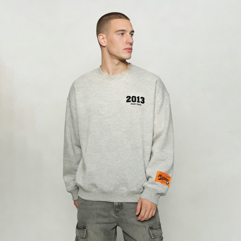 Men's Towel Embroidery Crew Neck Sweatshirt