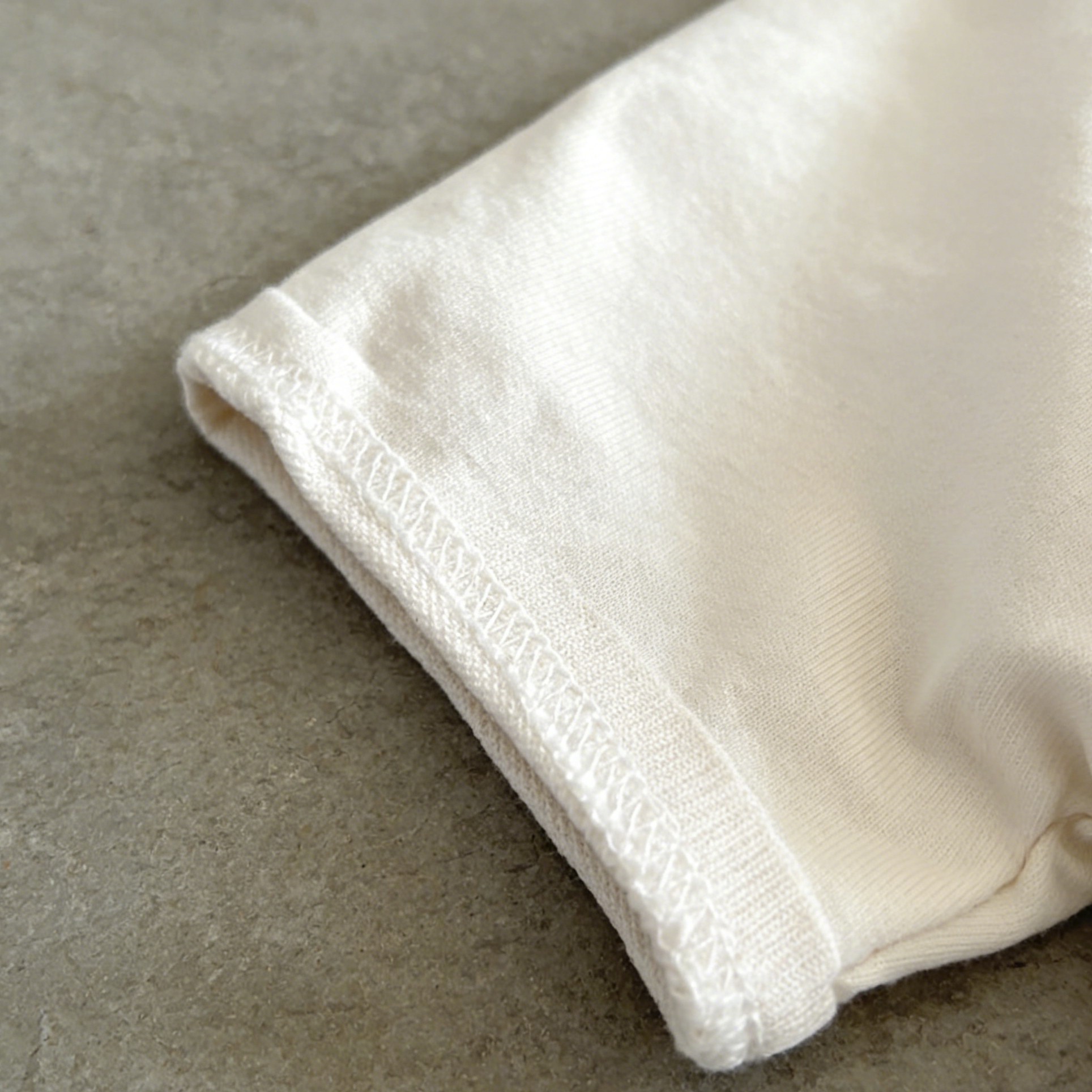 Men's Contrast Stitch Raglan Sleeve Tracksuit