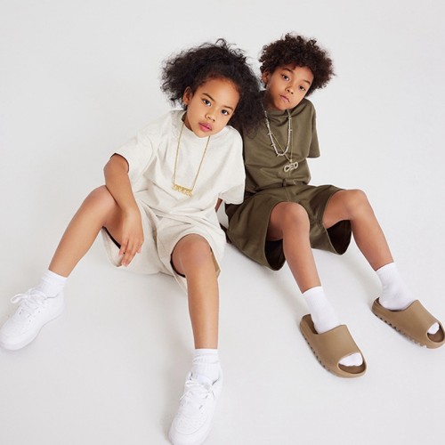 Custom Kids' Heavyweight Cotton T-Shirt | 100% Cotton | Oversizd Fit | Streetwear Clothing Manufacturer