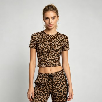 Leopard Cropped Baby Tee | Slim Fit | Stretch Fabric | Casual Daily | Custom Streetwear Manufacturer