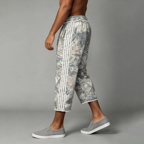 Realtree Camo Capri pants | Three-Stripes, Elastic Waist | Cotton Blend | Custom Streetwear Manufacturer