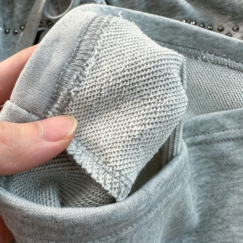 Washed Embroidered Capri Pants with Rivet