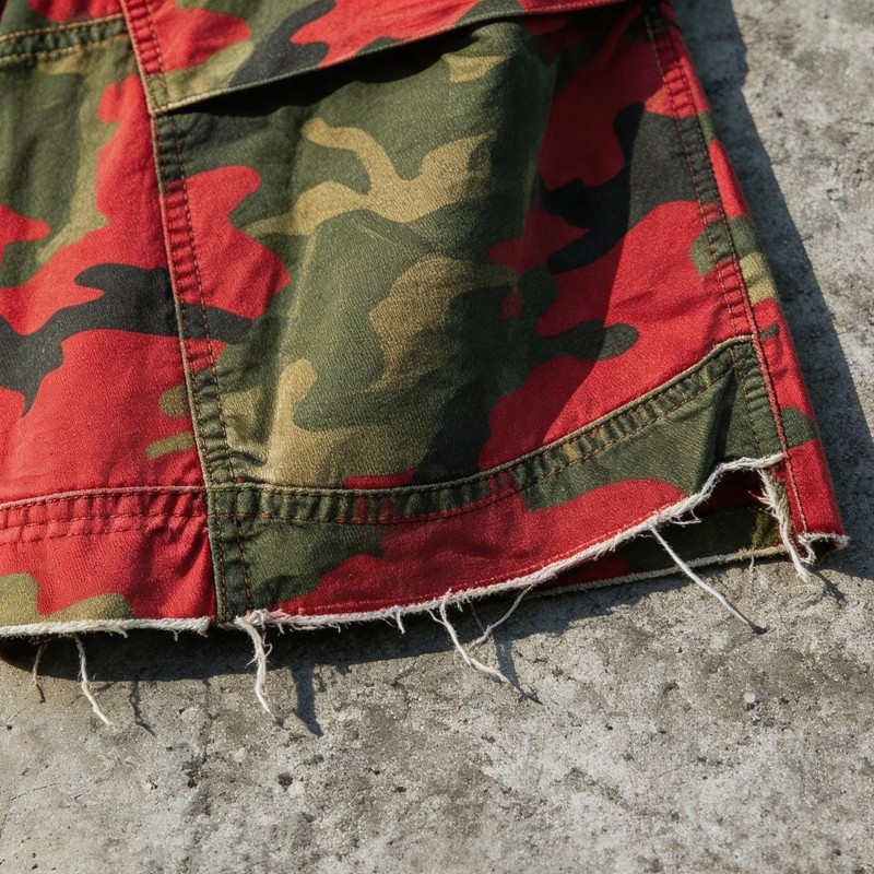 Red Camo Raw Edge Cargo Cropped Pants