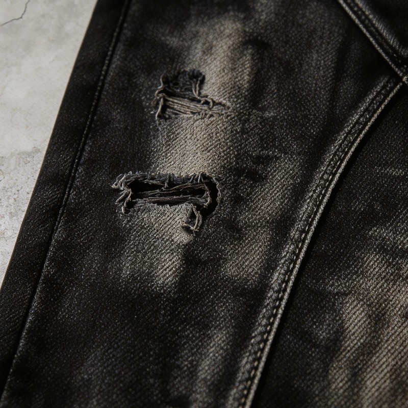 Distressed Ripped Spray Dye Flare Denim Capri Pants