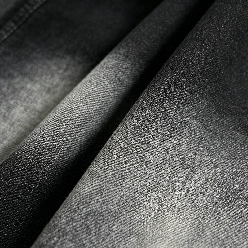 Spray Dye Denim Capri Pants