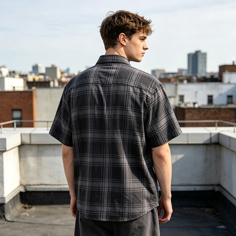 Short Sleeve Plaid Shirt With RT Applique