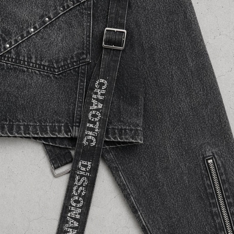 Washed Gothic Embroidery Rivet Strap Cropped Canvas Jacket
